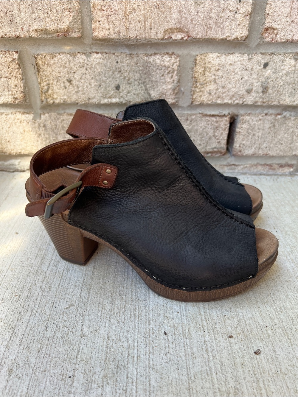 Dansko Reggie Black Nubuck Leather Open-Peep Toe Slingback Clogs with Brown Heel